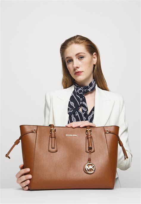 MICHAEL KORS Taschen online kaufen .